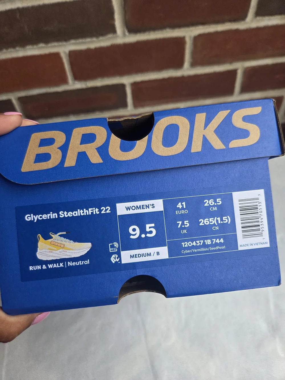 Brooks Glycerin StealthFit 22 Women’s 9.5 Cyber Yellow Running Shoes